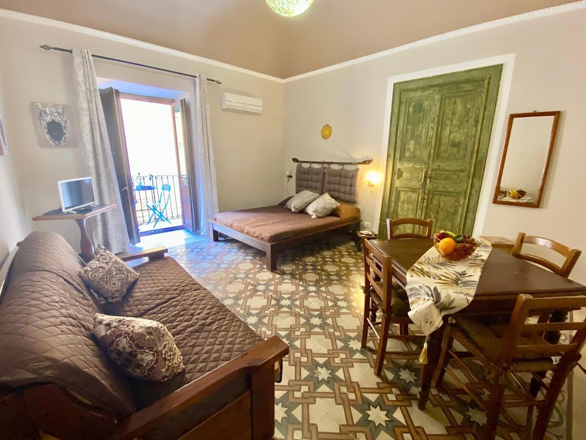 Maison Bordonaro Cefalù Buitenkant foto